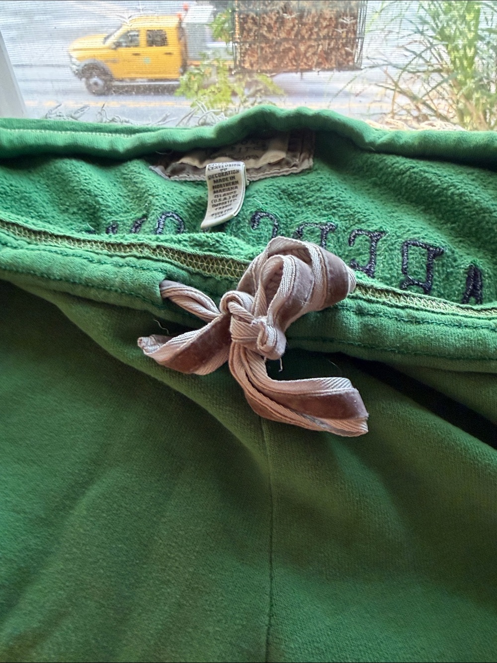 Abercrombie & Fitch women Emerald Green Joggers with Logo - Picture 4 of 4
